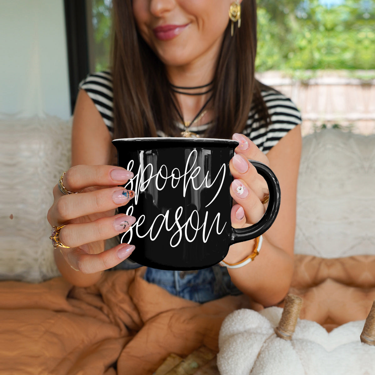 Halloween coffee lover gift
Spooky season present
Halloween hostess gift
October birthday mug
Spooky coffee gift